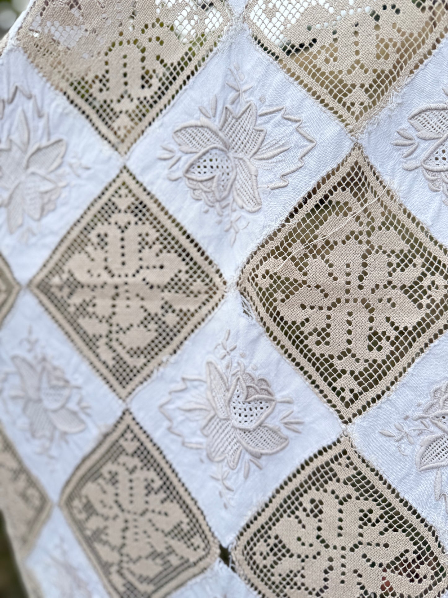 AA.white and tan lace 16" x 45"