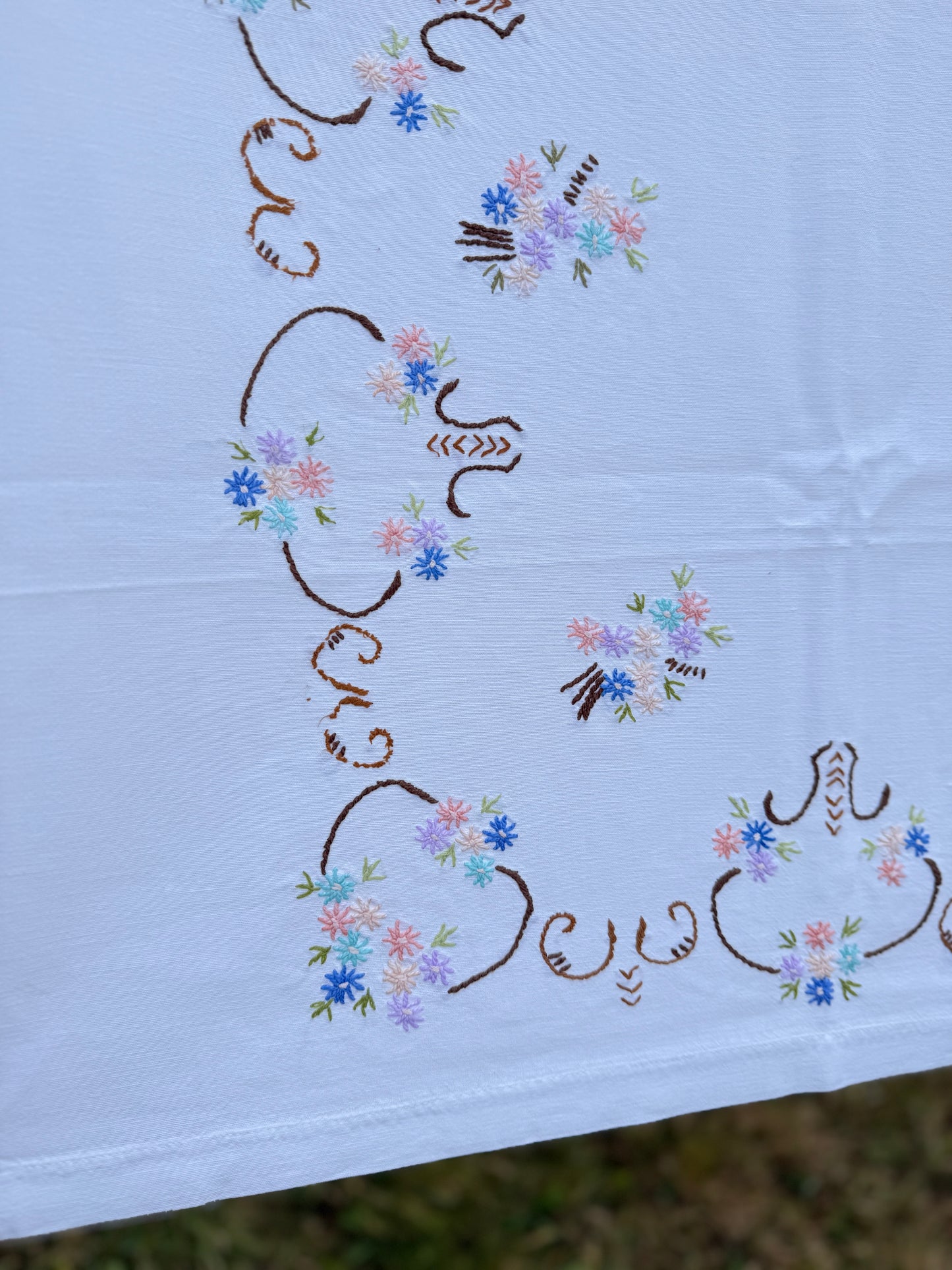 AA. colorful flower bundles 37" x 53"