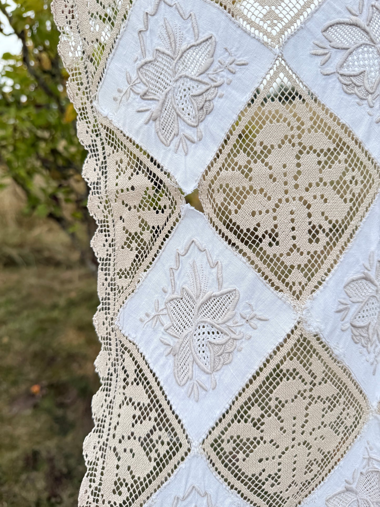 AA.white and tan lace 16" x 45"