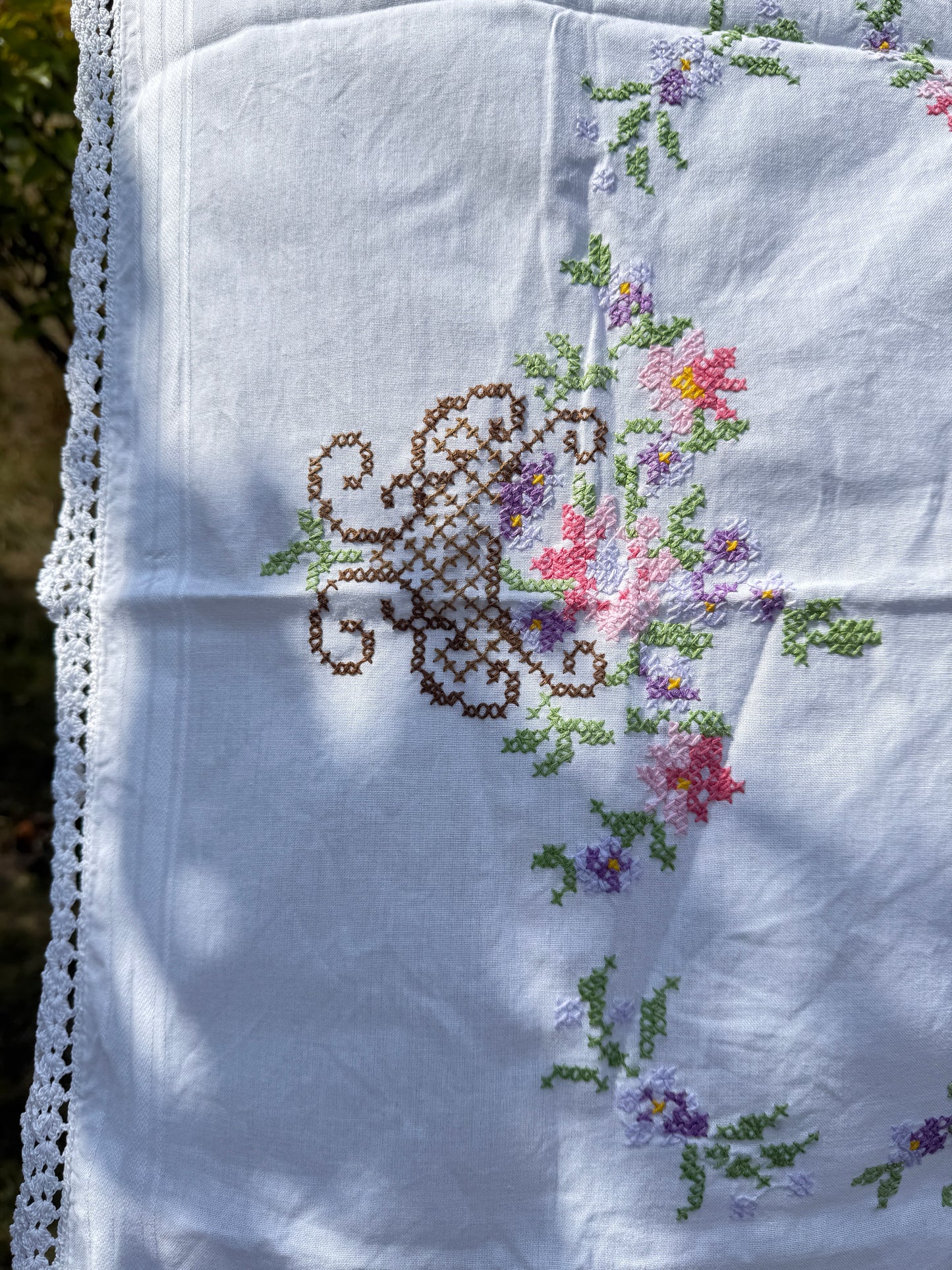 AA.colorful flower basket with crochet trim 30" x 31"