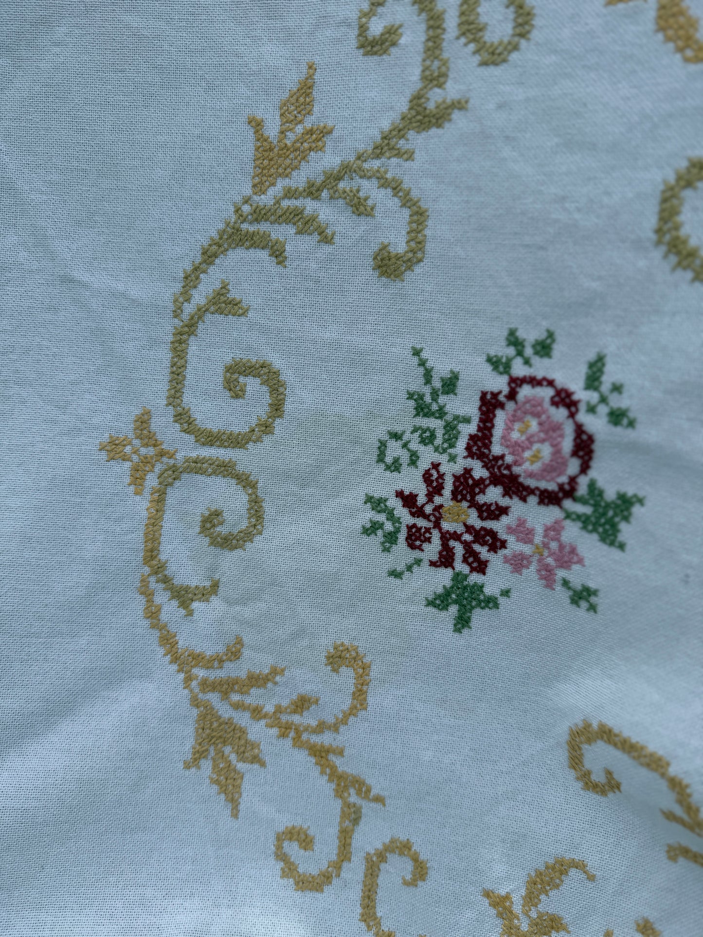 AA. pink and golden flowers on canvas 60" round